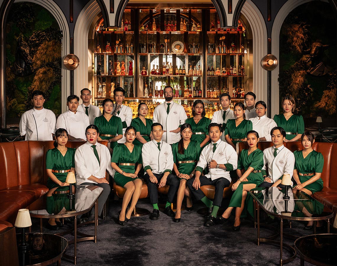 Four Seasons Bangkok cocktail bar staff