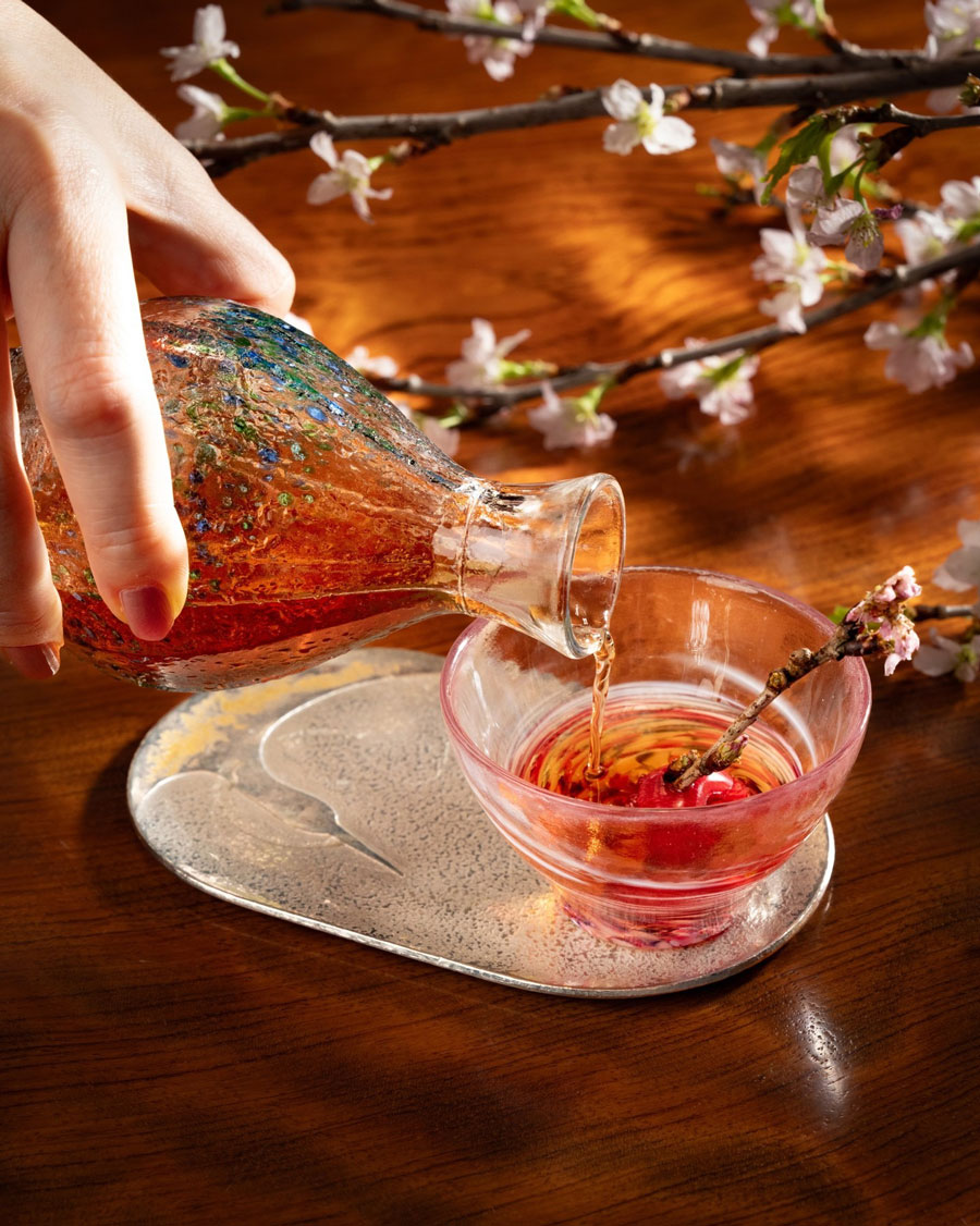 Four Seasons Hotel Tokyo - Sakura Sazerac