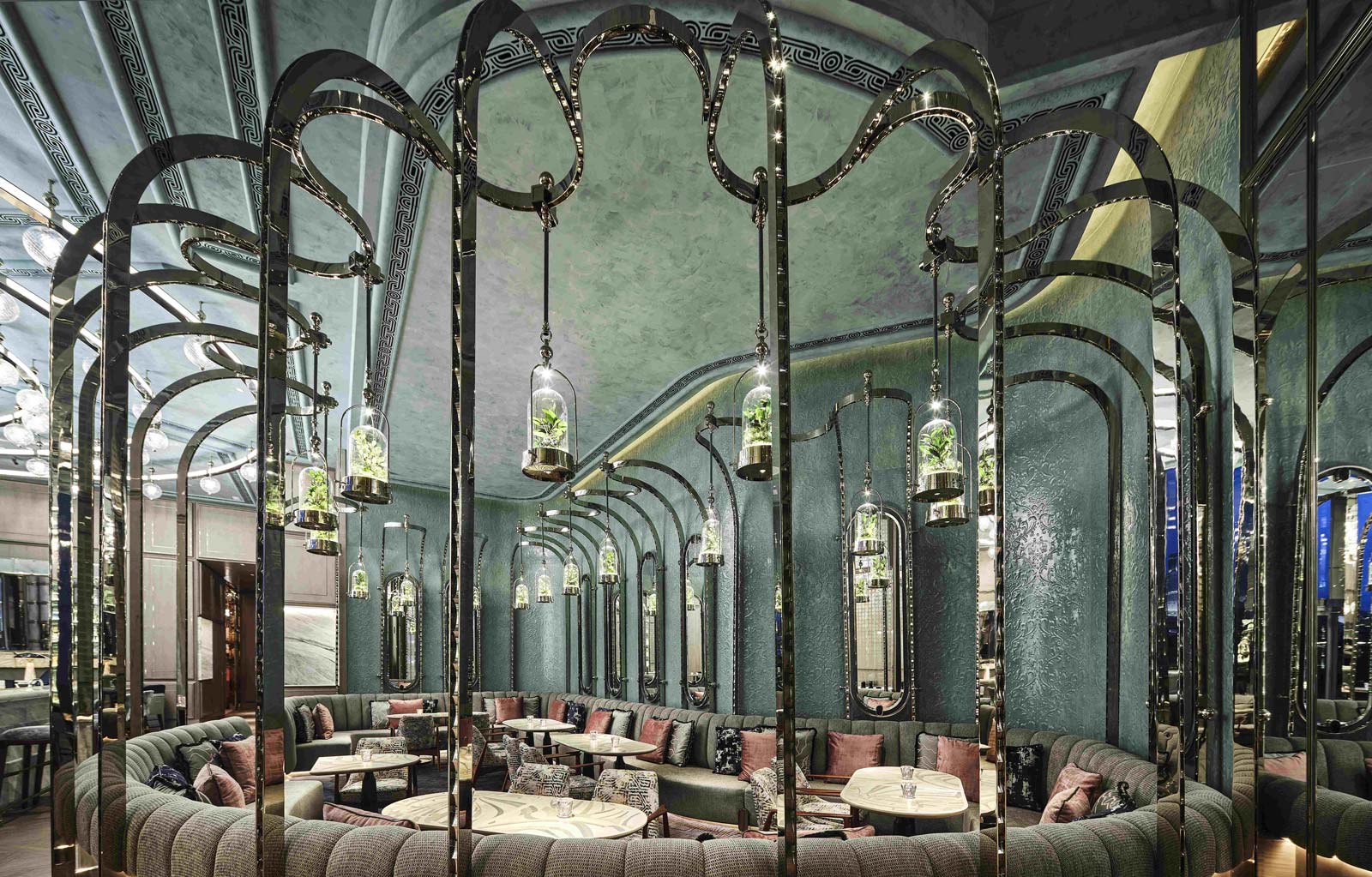 Argo Bar Hong Kong interior